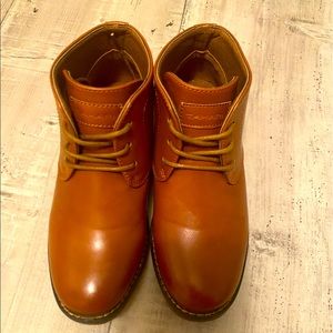 Tahari Boy Dress Shoes